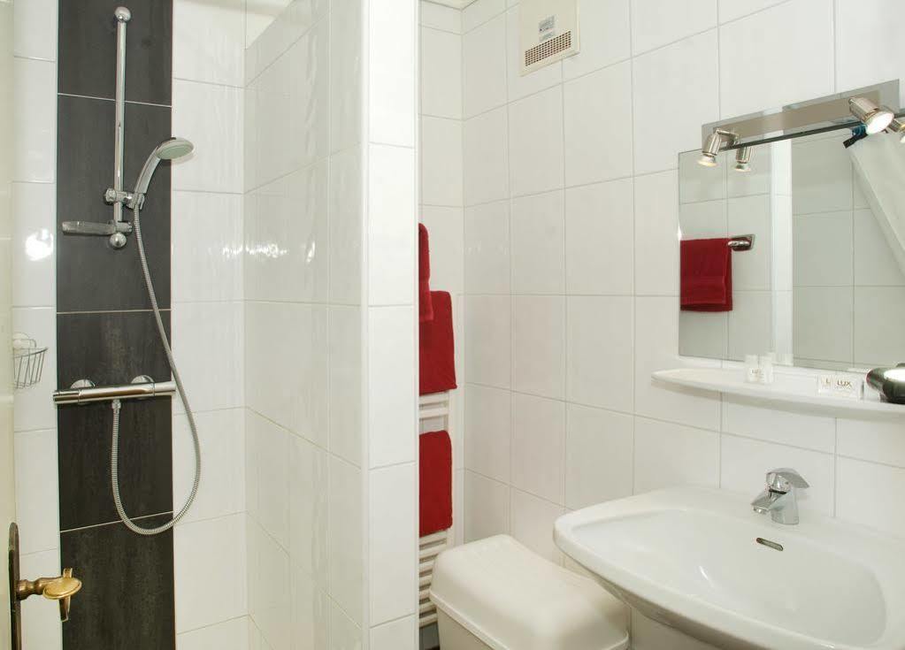 Gasthof Nindler Hotel ชไตน์ดอร์ฟ อัม ออสเซียเฮอร์ ซี ภายนอก รูปภาพ